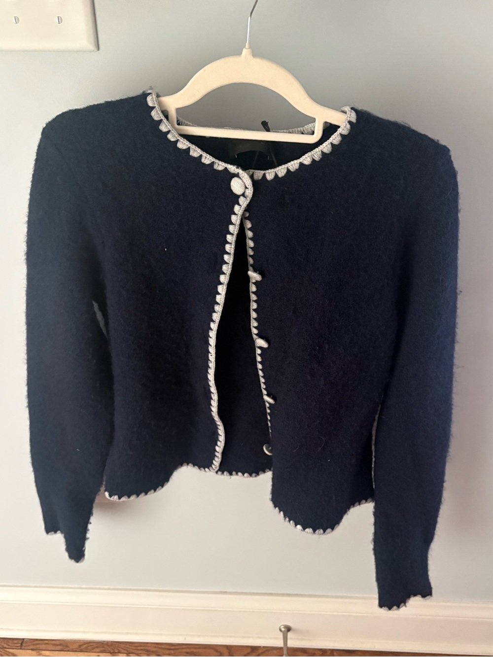 Contrast embroidered cardigan - ZARA navy and light blue